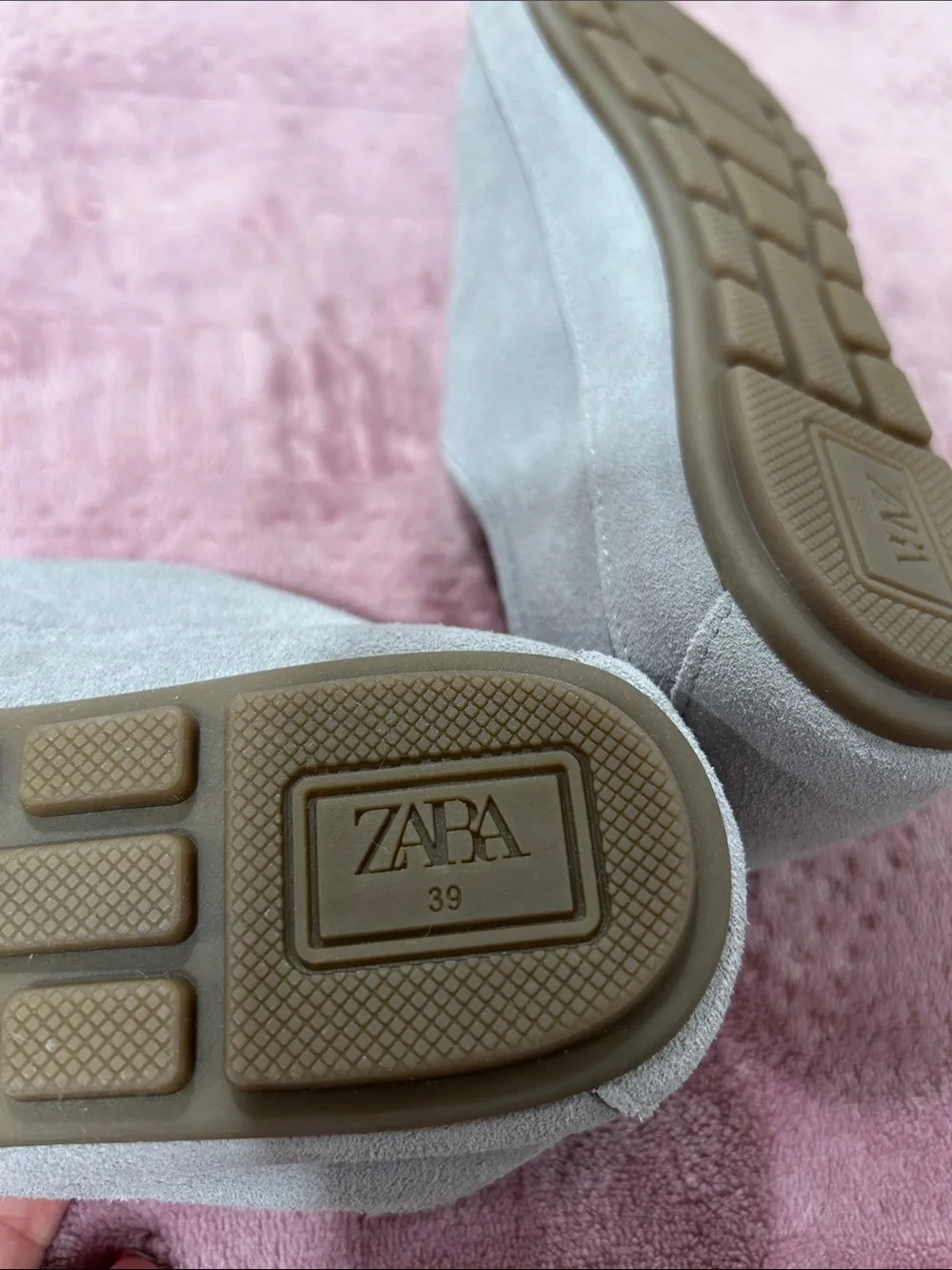 Zara Light Gray Suede Lace-Up Flats with Rounded Toe